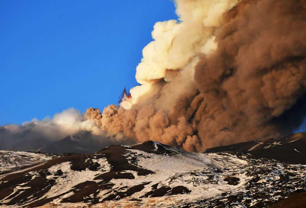 5 самых интересных вулканов италии