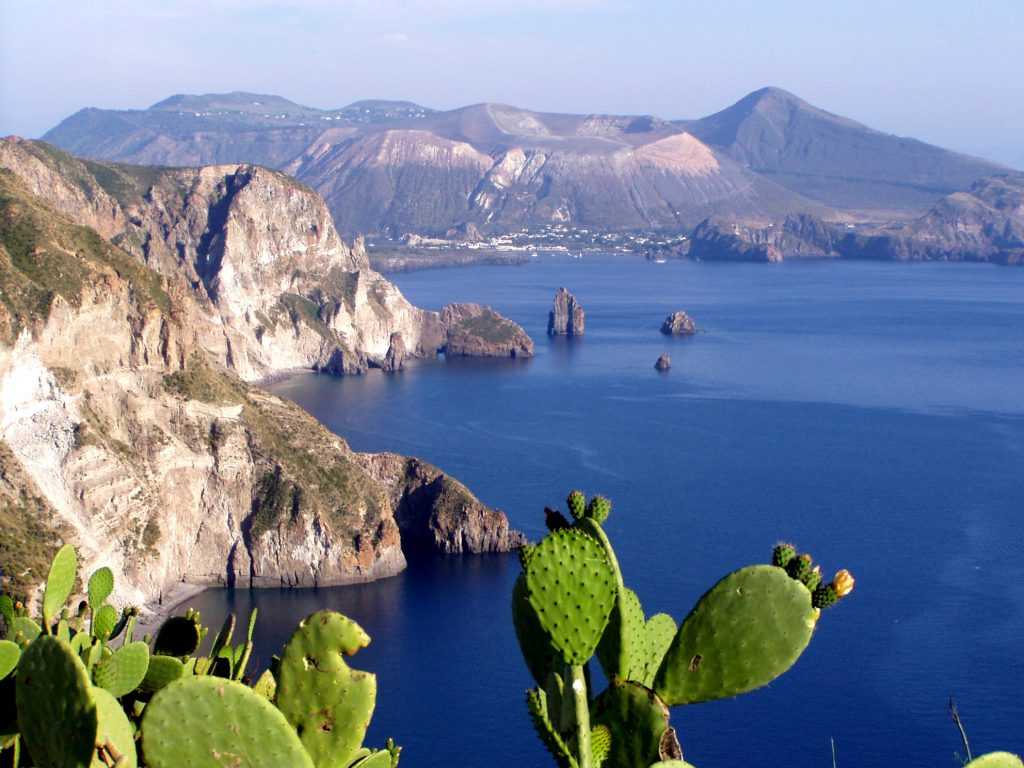 Остров липари (isola lipari) описание и фото - италия: липарские (эолийские) о-ва