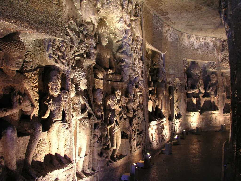 Пещеры аджанта (ajanta caves)