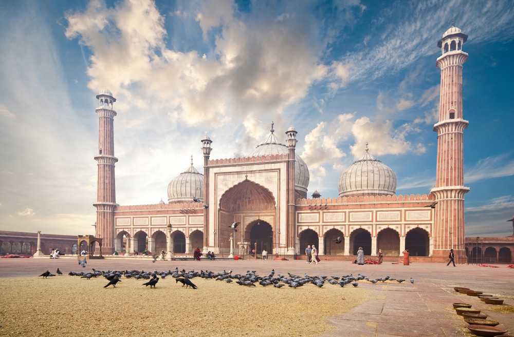 Храм лотоса, мечеть джама-масджид: что посмотреть туристу в городе контрастов дели (индия). стоимость посещения достопримечательностей