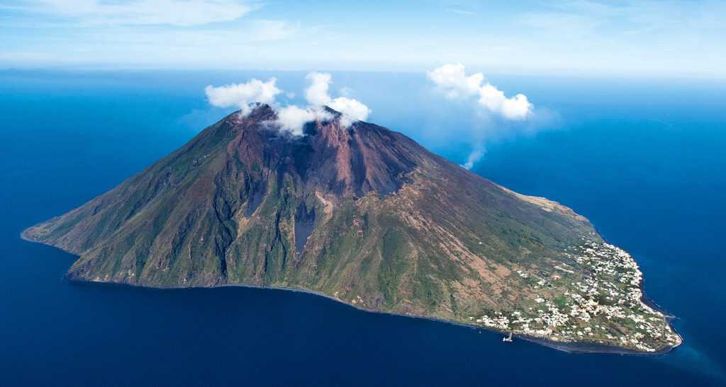 Отдых на стромболи: остров и вулкан, которые стоит увидеть