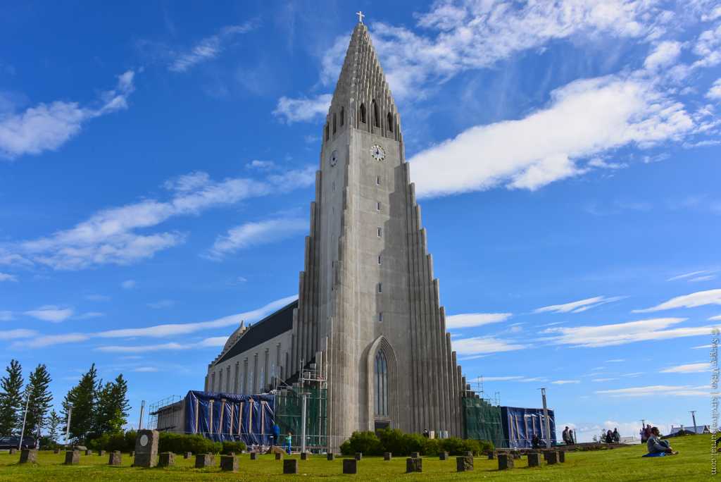 Подборка видео про Рейкьявик от популярных программ и блогеров, которые помогут Вам узнать о городе Рейкьявик и Исландии много нового и интересного