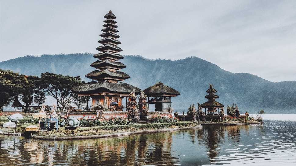 30 главных достопримечательностей индонезии