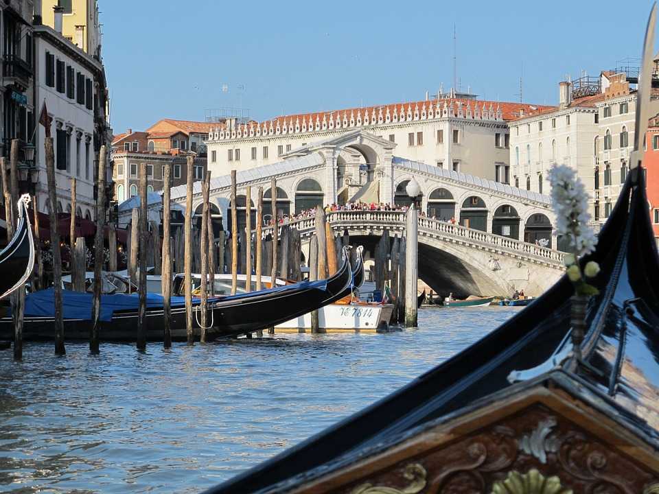 Мосты Венеции: Мост Риальто, Мост Вздохов в Венеции...