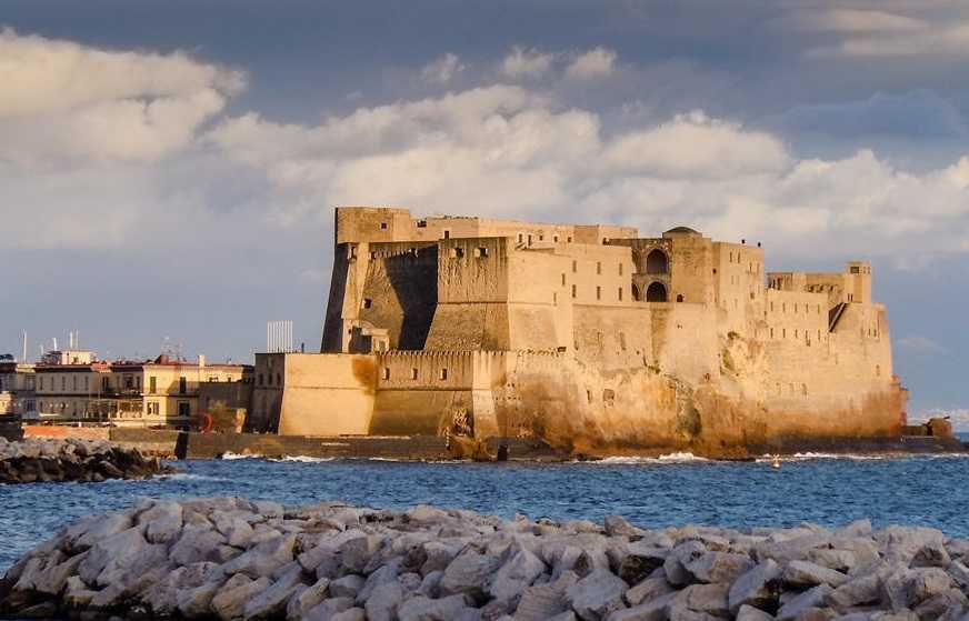Новый замок (new castle) описание и фото - италия: неаполь