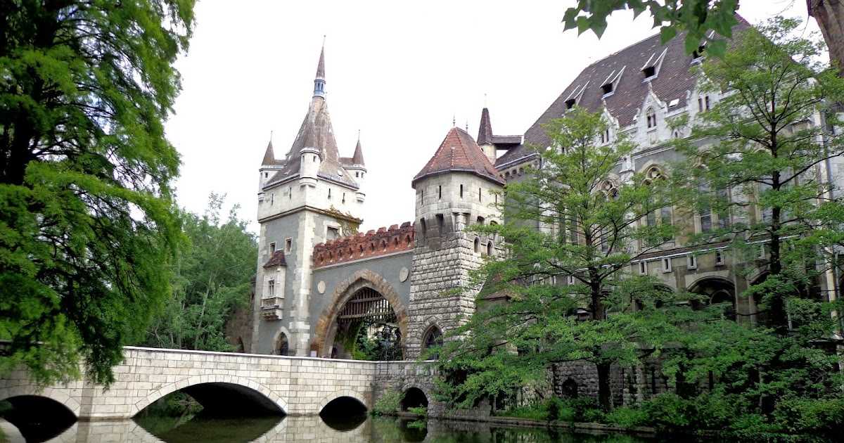Королевский дворец в будапеште