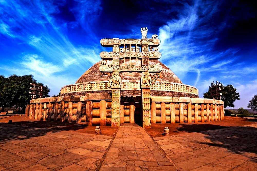 Большая ступа в санчи (индия): самый древний храм буддизма