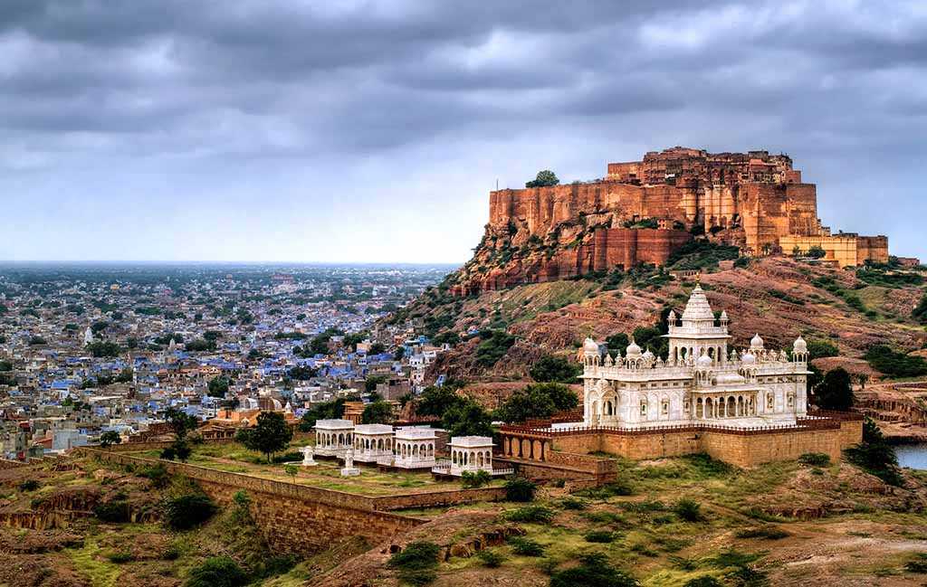 Форты и дворцы индии: топ-14 сооружений, которые поражают воображение