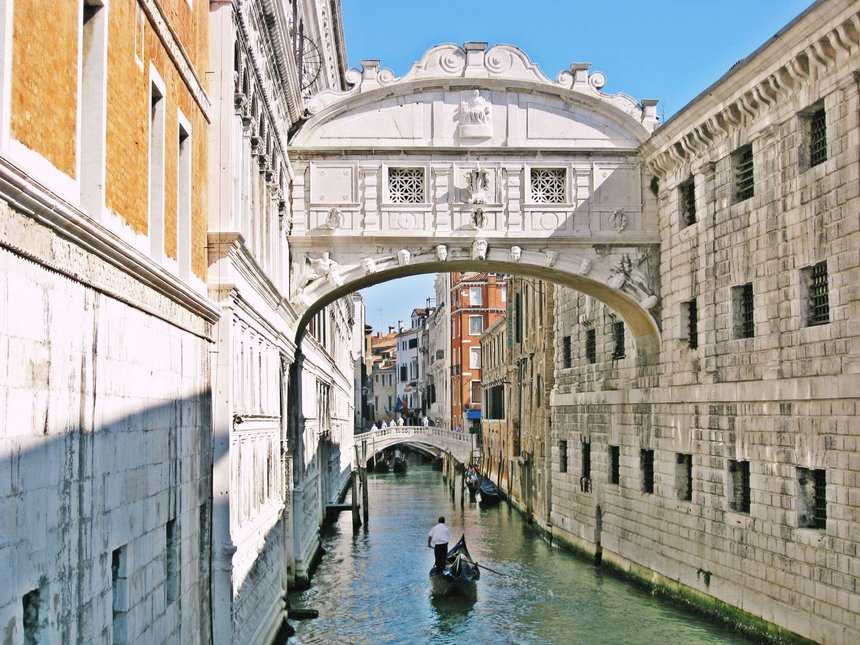 Мост риальто в венеции - самый древний и очень романтичный