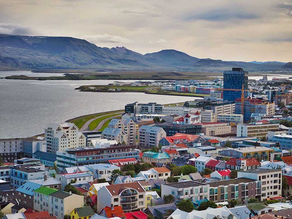 Рейкьявик . исландия. самая северная столица в мире