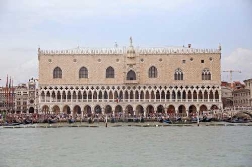 Дворец дожей (palazzo ducale)