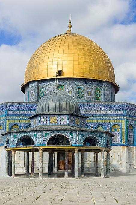 Мечеть халифа омара («купол скалы») в иерусалиме. «100 великих храмов» | губарева марина владимировна | низовский андрей юрьевич