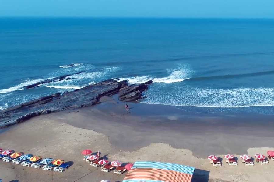Гоа, расположенный на северо-западе Индии, является главным курортом этой страны. Его короткое, легко запоминающееся название сегодня на слуху у ценителей пляжного отдыха и путешественников. Многие думают, что Гоа – это город, другие полагают, что он явля