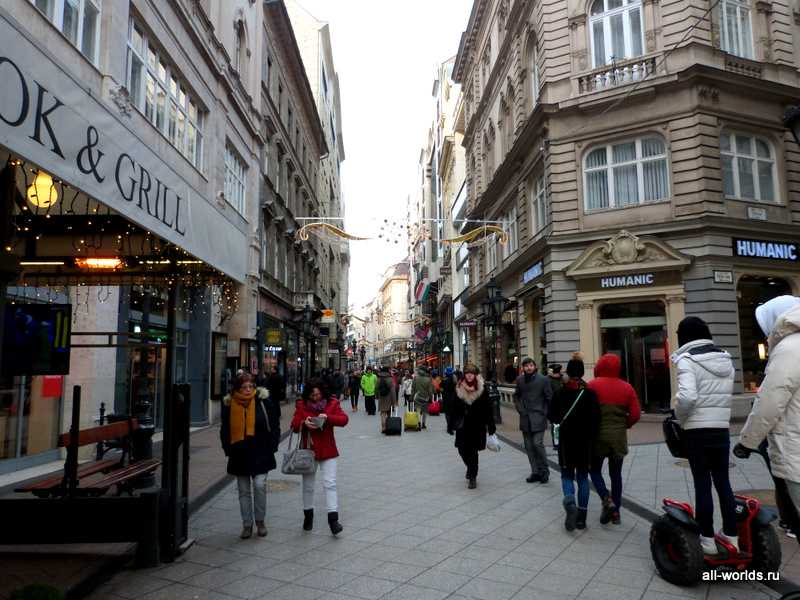 Улица ваци в будапеште – на карте, отели рядом, фото, видео, магазины, онлайн камера на туристер.ру