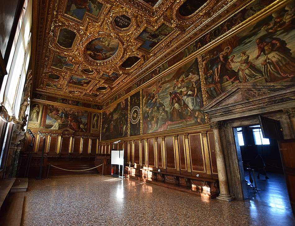 Дворец дожей внутри в венеции фото