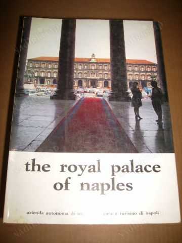 Королевский дворец неаполя