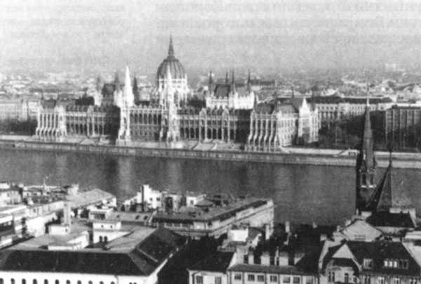 Дворец клотильд, будапешт (венгрия): история, фото, как добраться, адрес
на карте и время работы в 2021 - 2022