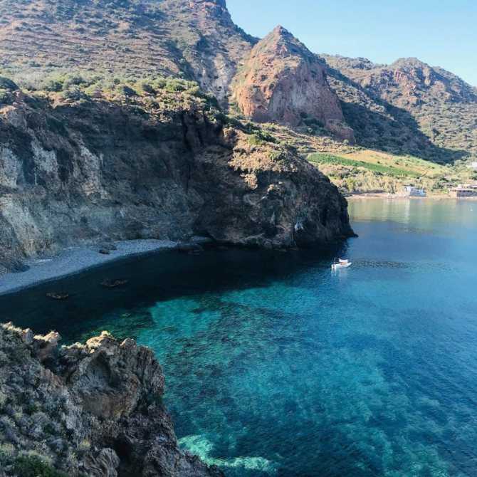 Липарские острова - отдых, как добраться, отели