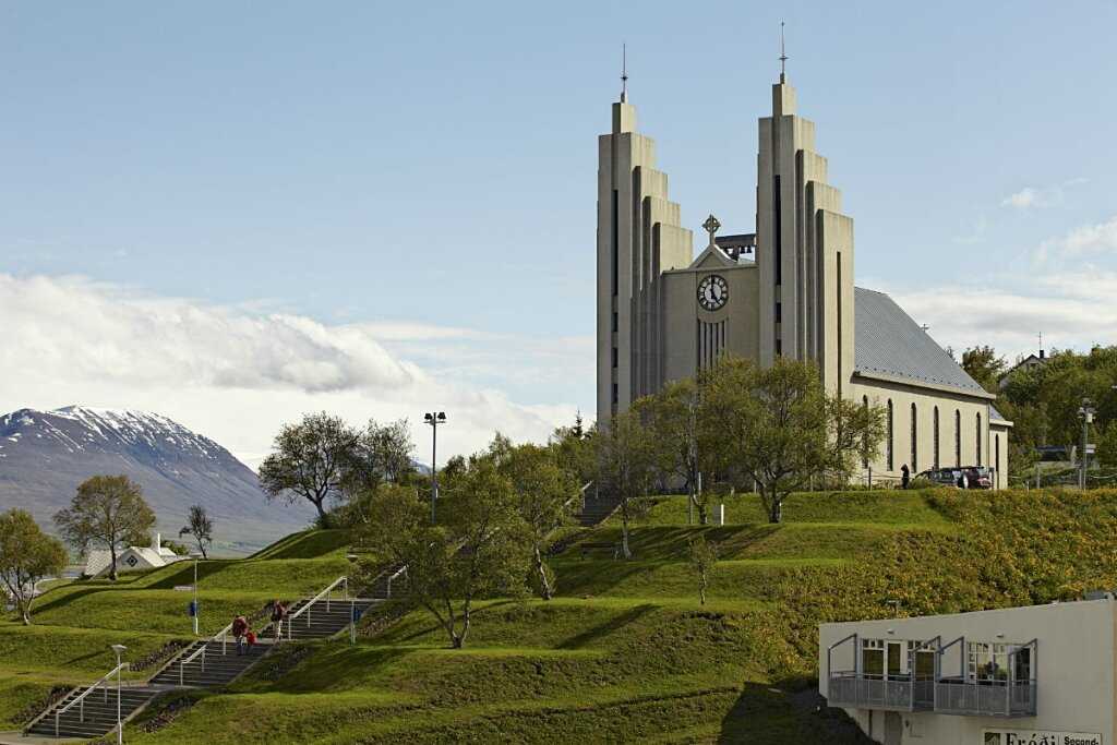 Топ 25 — города исландии