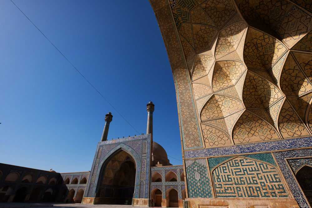 Достопримечательности исфахана (иран): фото, описание, карта с адресами