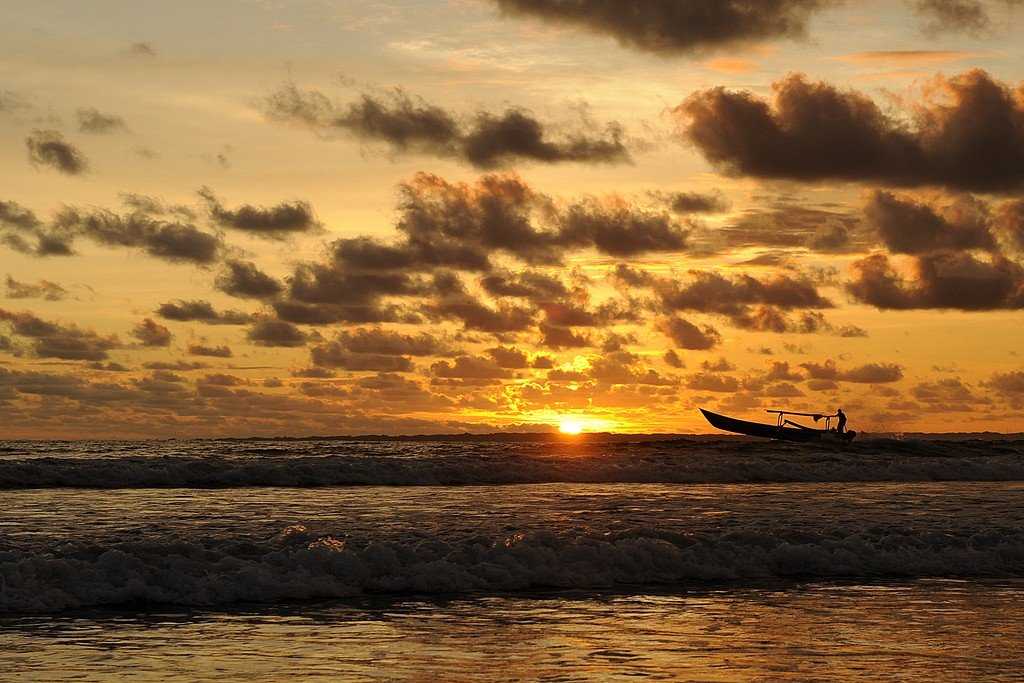 В яванском море нашли обломки индонезийского "боинга" ► последние новости