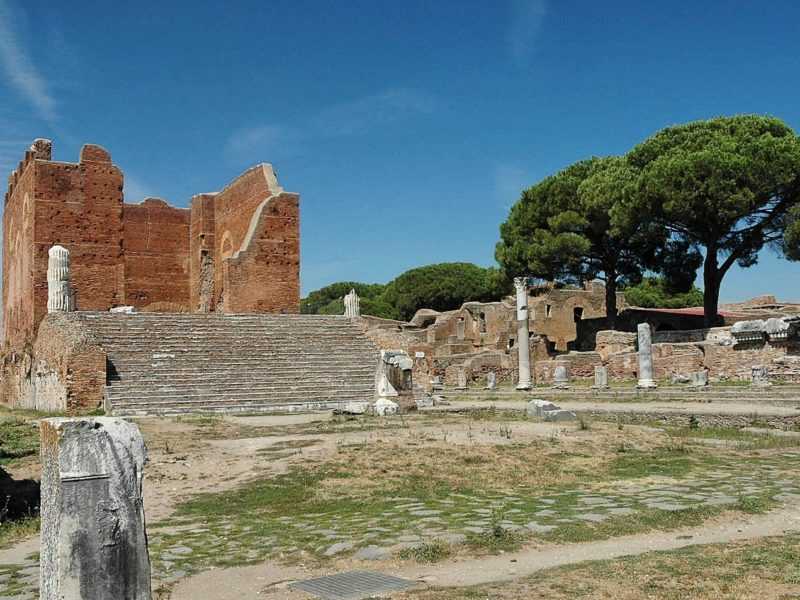 Остия-антика - местность, которую по праву называют римскими помпеями