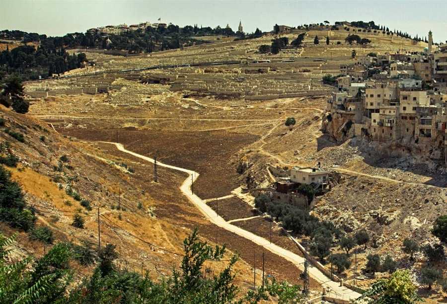 Голгофа: как выглядит гора в израиле, где был распят иисус