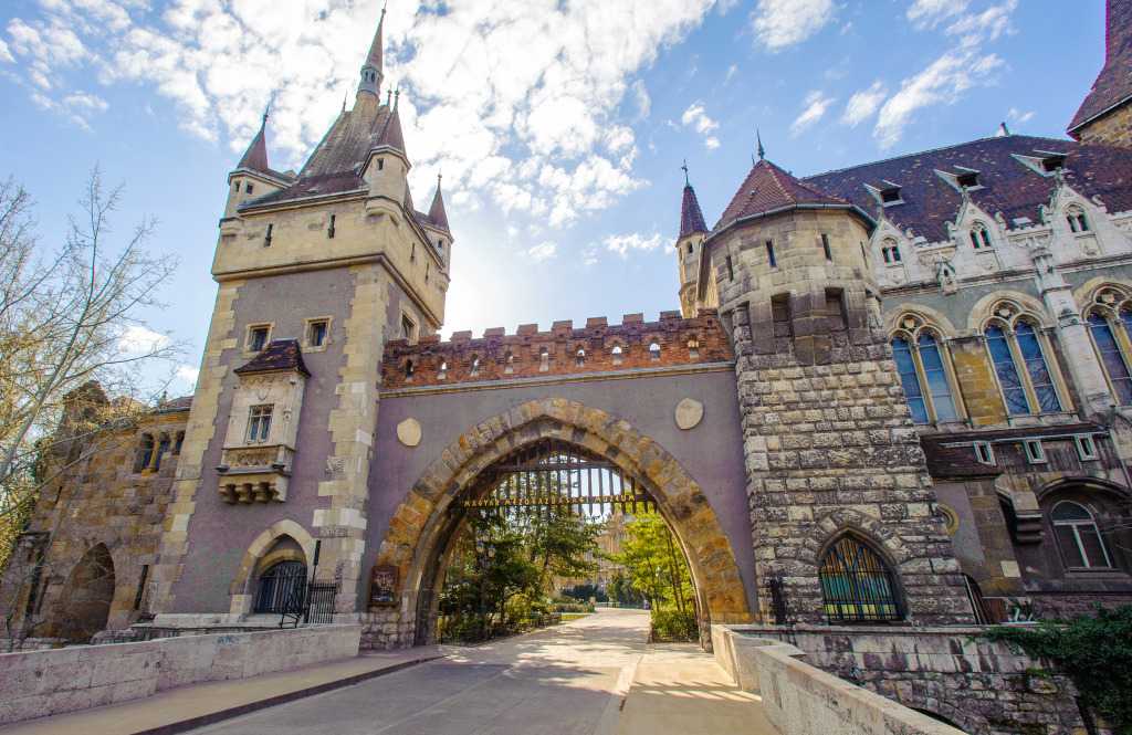 12 крепостей, дворцов и замков венгрии – тайны, романтика и прекрасный отдых
