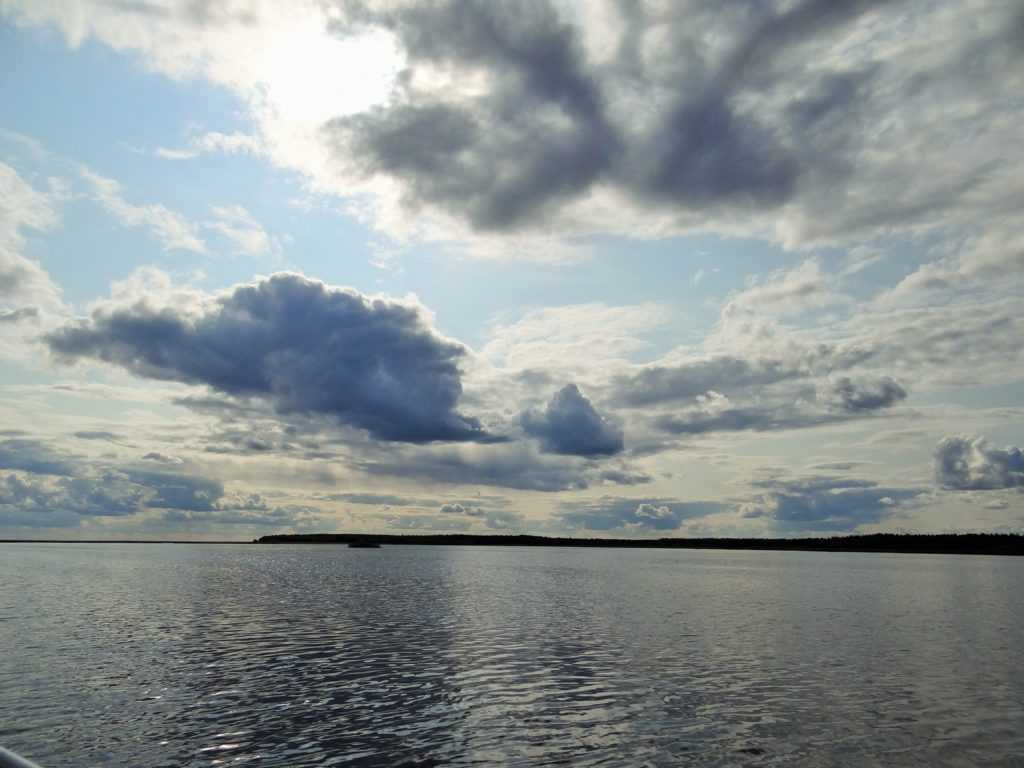 Озеро водлозеро в карелии — рыбалка, карта, глубина, погода, база отдыха, фото, как добраться