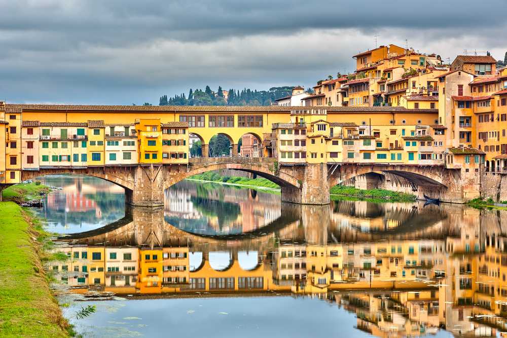 Мост понте веккьо во флоренции - самый фотогеничный мост