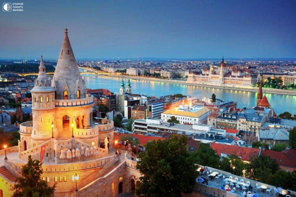 Фото Королевского дворца в Будапеште в Будапеште, Венгрия. Большая галерея качественных и красивых фотографий Королевского дворца в Будапеште, которые Вы можете смотреть на нашем сайте...