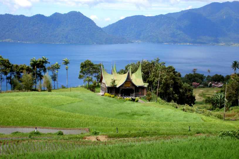 Букит лаванг, суматра, индонезия | самостоятельные путешествия