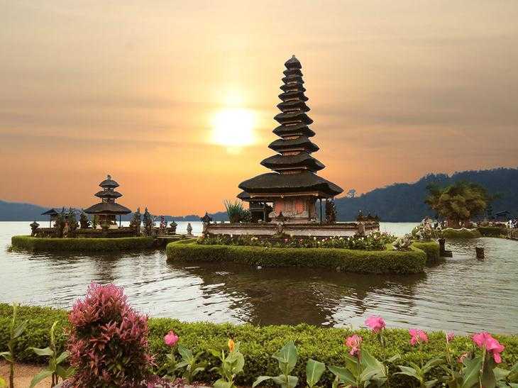 Путеводитель по храму прамбанан в индонезии