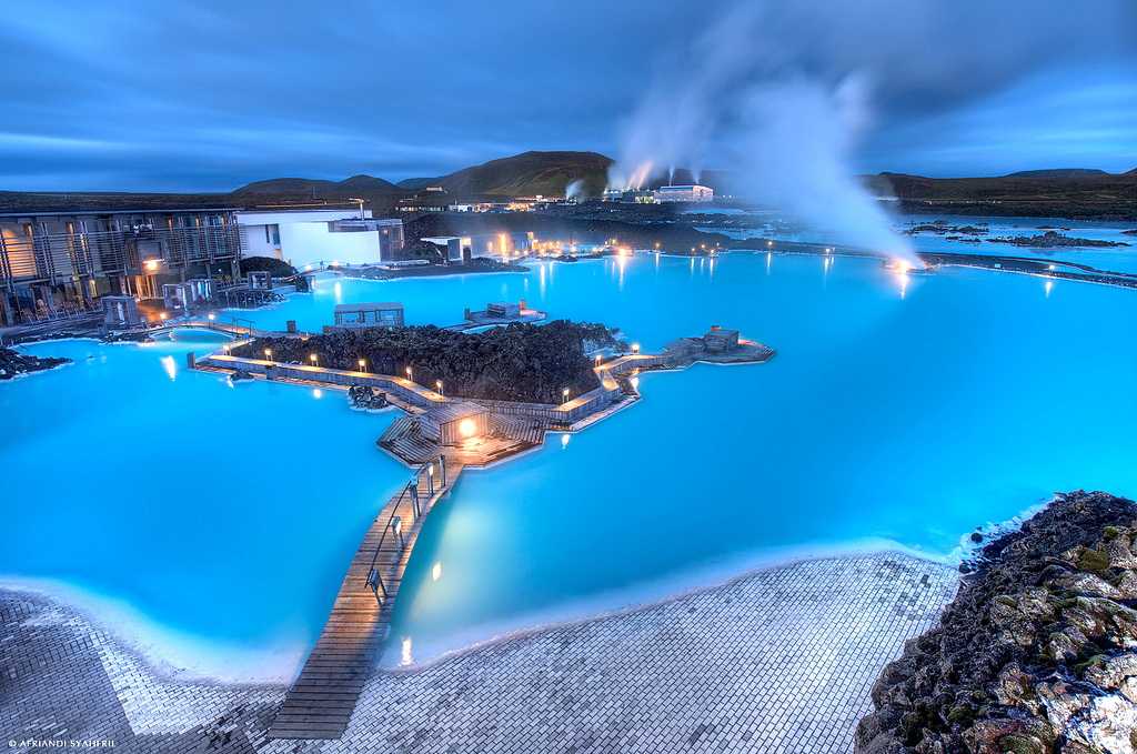 Термальный бассейн голубая лагуна в исландии