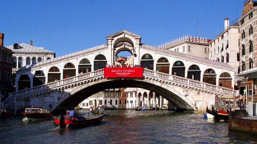 Подборка видео про Мост Риальто (Венеция, Италия) от популярных программ и блогеров. Мост Риальто на сайте wikiway.com