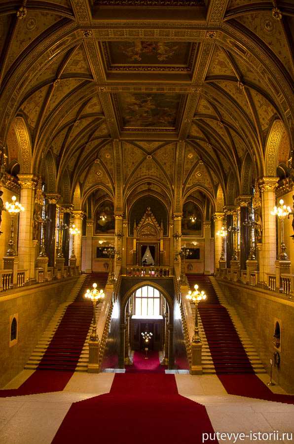 Дворцы Будапешта: Королевский дворец в Будапеште, Здание венгерского парламента...