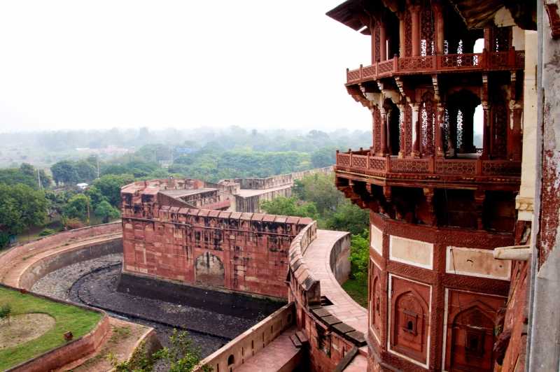 Красный форт в дели - резиденция императора великих моголов в индии - чудеса света