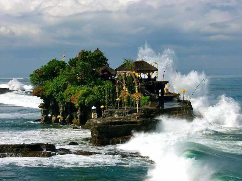 Храм танах лот (pura tanah lot) описание и фото - индонезия: остров бали