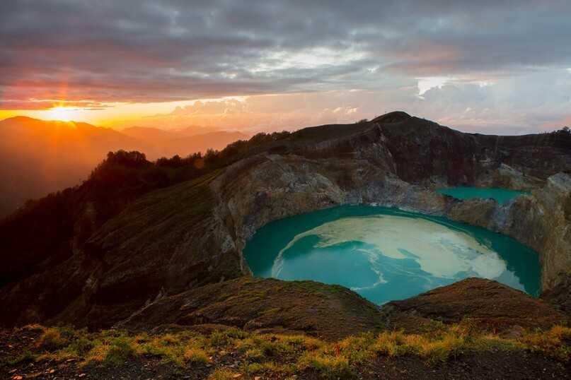 Тайны озер вулкана келимуту