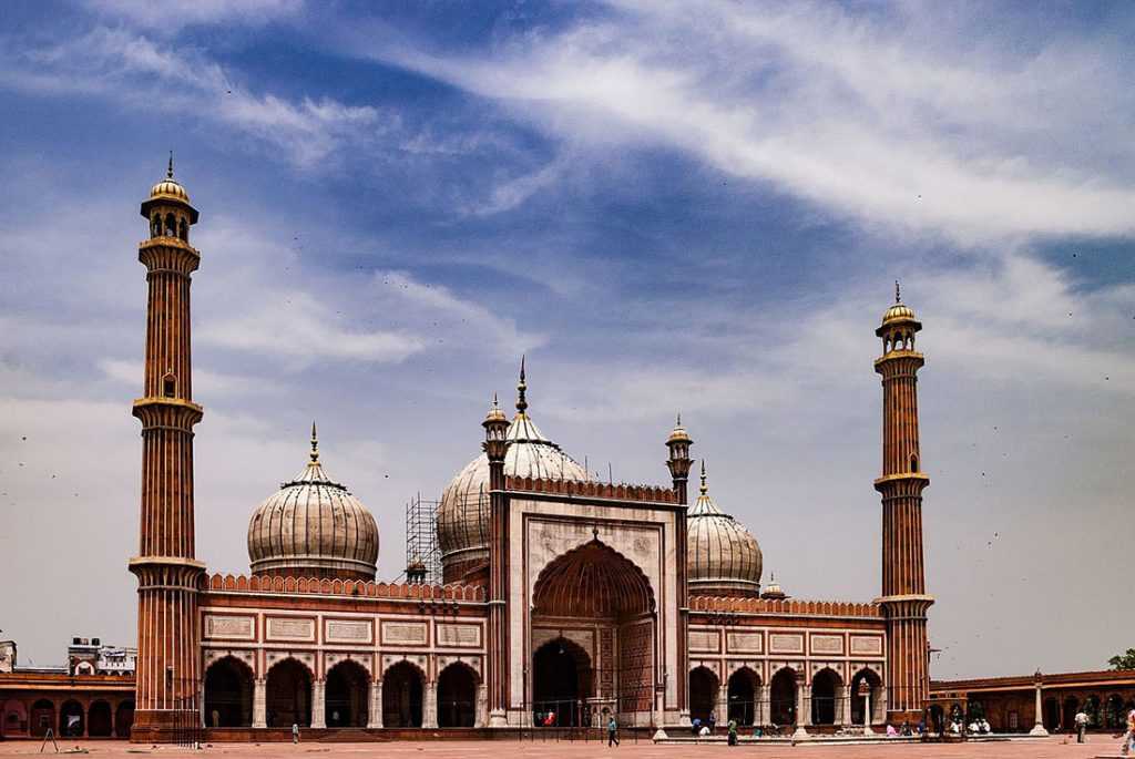 Мечеть джама масджид, дели (индия): история, фото, как добраться, адрес
на карте и время работы в 2021 - 2022