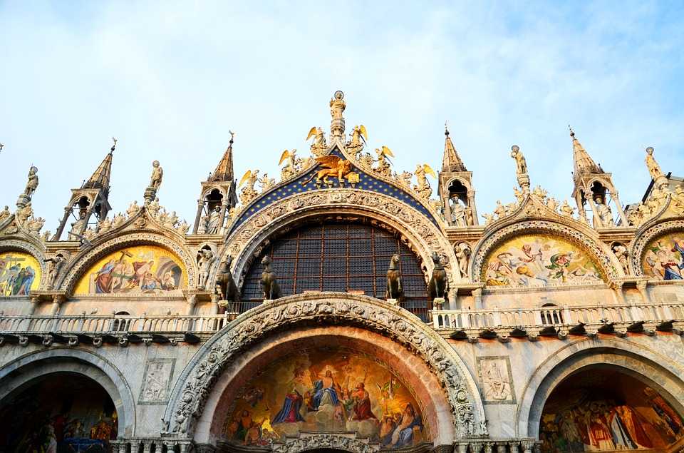 Собор святого марка — великий собор небесного покровителя венеции, апостола марка