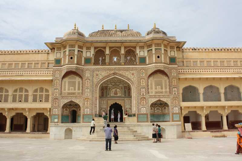 Фото форта Амбер в Джайпуре, Индия. Большая галерея качественных и красивых фотографий форта Амбер, которые Вы можете смотреть на нашем сайте...