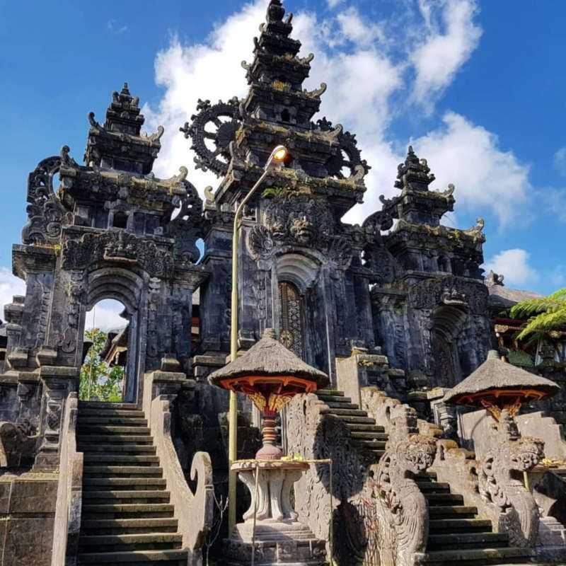 5 самых необыкновенных храмов на бали, которые вы просто обязаны посетить!