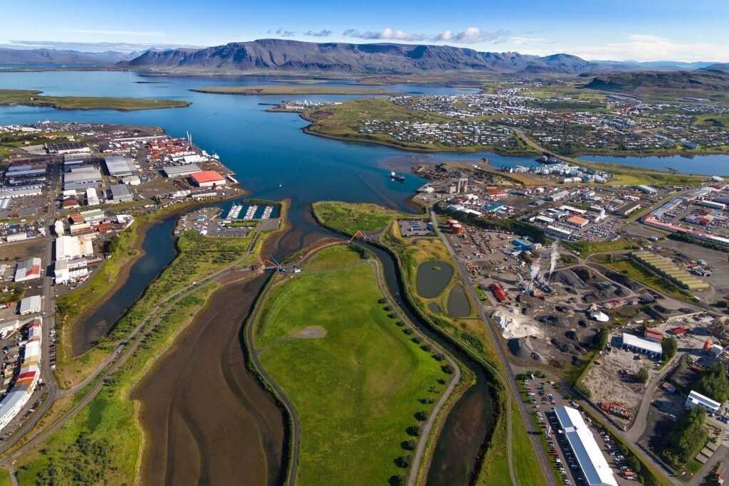 Здание «перлан» (perlan), рейкьявик — исландия, время работы, панорама, отели рядом | туристер.ру