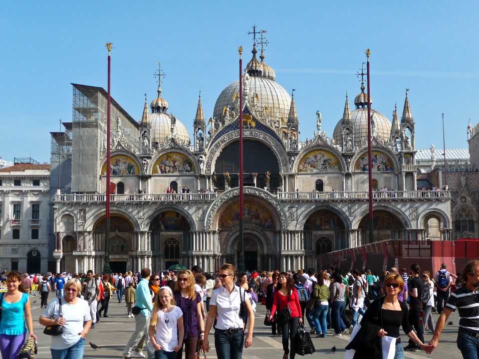 Фото собора Святого Марка в Венеции, Италия. Большая галерея качественных и красивых фотографий собора Святого Марка, которые Вы можете смотреть на нашем сайте...